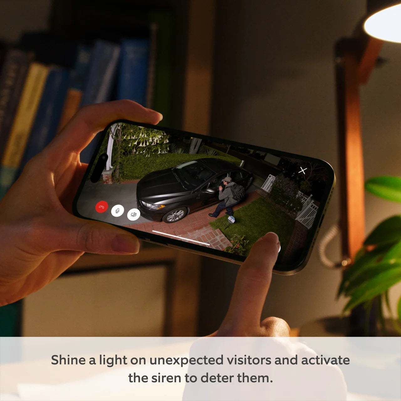 Spotlight Cam Pro القابلة للتوصيل (الجيل الثاني)